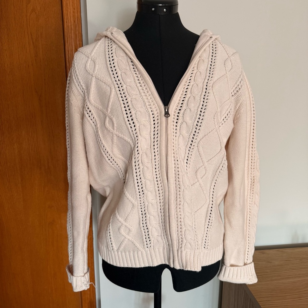Cable Knit Hooded Zip Up Sweater